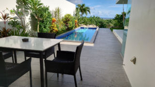feliz-vila-pool